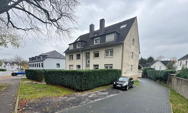 Haus mit Zufahrt