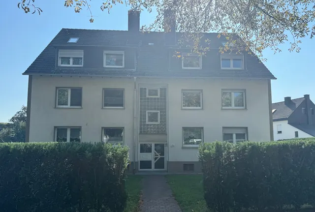Vorderansicht bei Sonnenschein